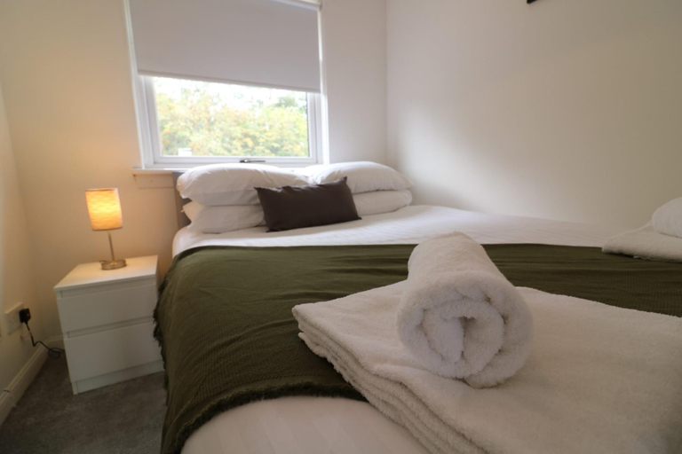 Room 5, Culzean House - Carfin, North Lanarkshire