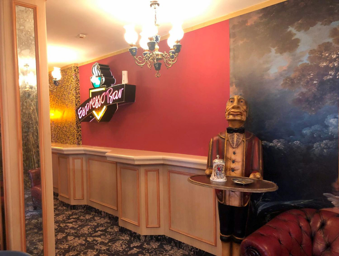Others 4, Hotel Eulenspiegel, Meißen