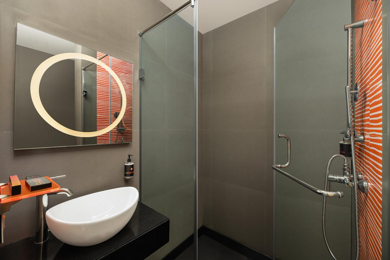 Bathroom 4, Ginger East Delhi, Vivek Vihar, Delhi