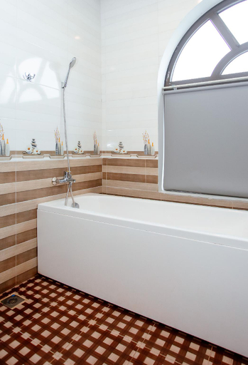 Bathroom 3, Song Anh Hotel Tuần Châu, Hạ Long