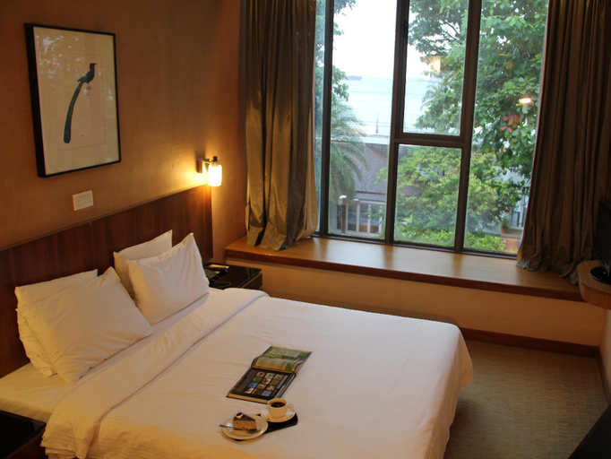 Bedroom 9