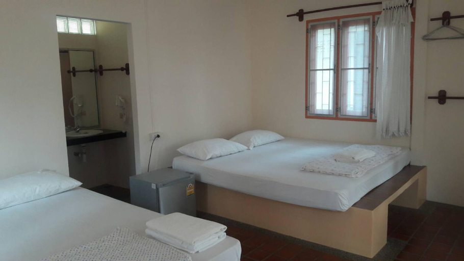 Bedroom 13