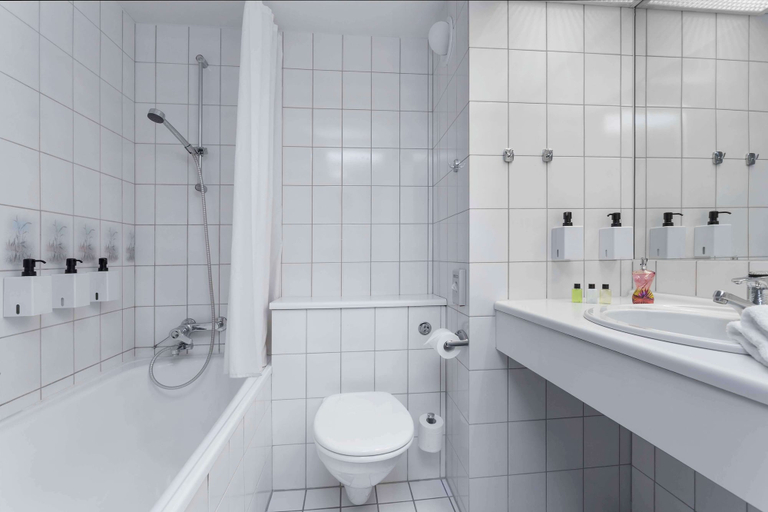 Bathroom 4, Scandic Kristiansund, Kristiansund