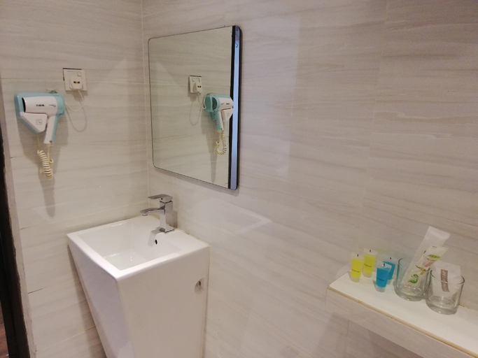 Bathroom 5