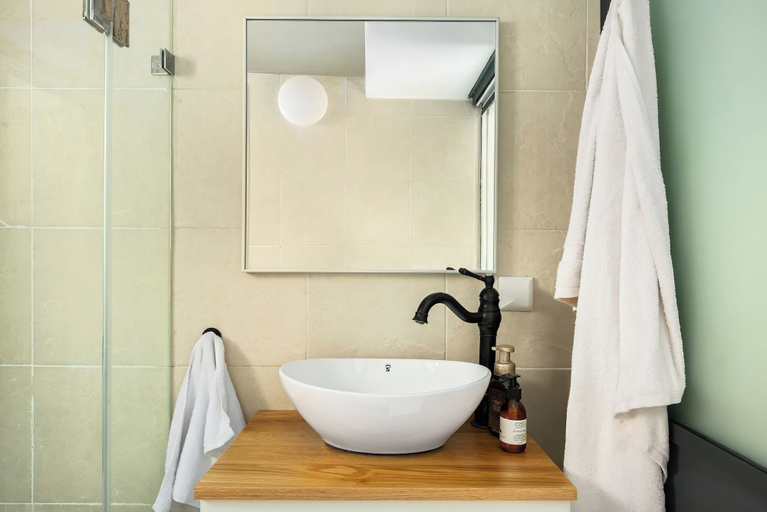 Bathroom 4, Florentin Stylish Stay by Sea N' Rent