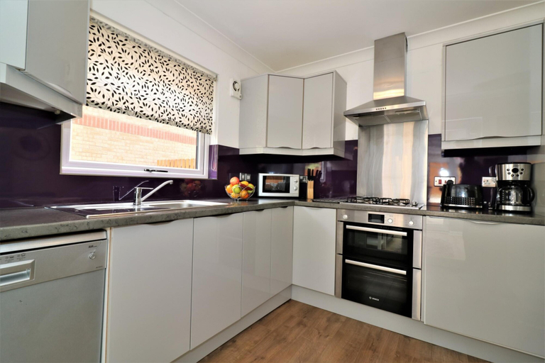 Room 3, Culzean House - Carfin, North Lanarkshire