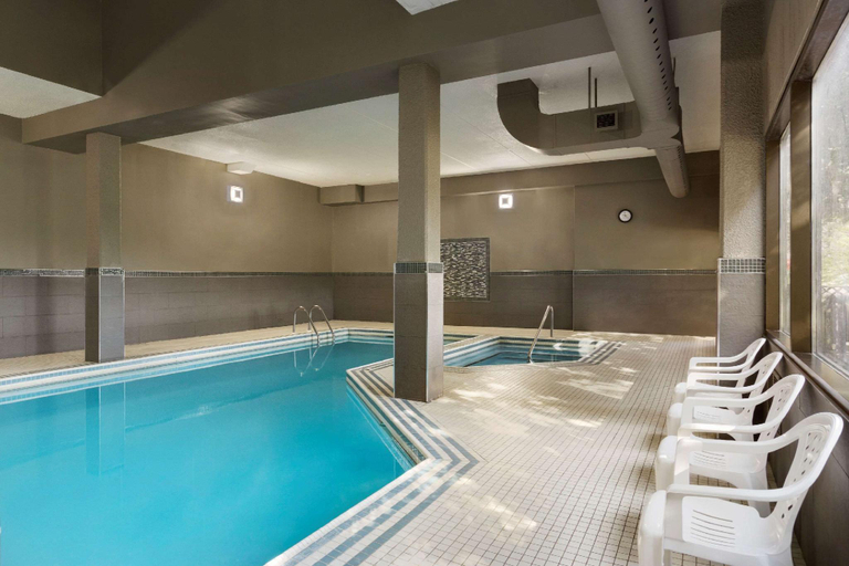 Others 4, Travelodge by Wyndham Toronto East, Toronto