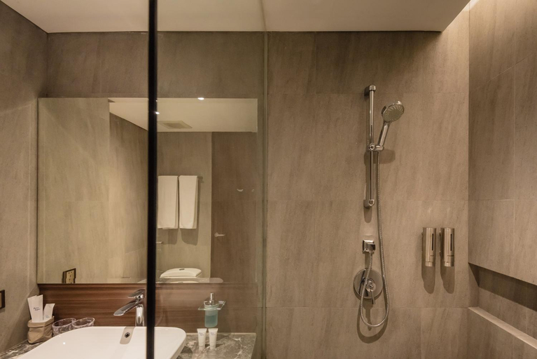 Bathroom 22
