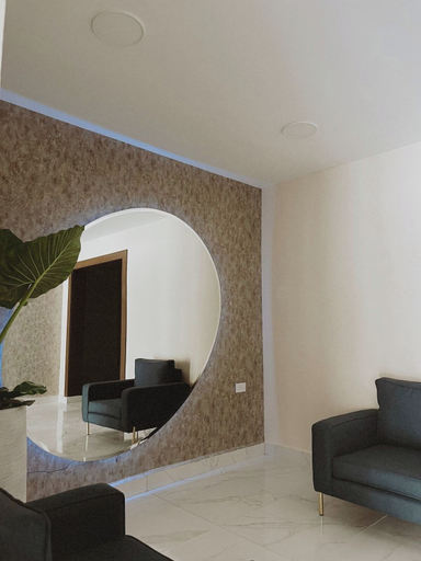 Others 5, Noas hotel, Matamoros