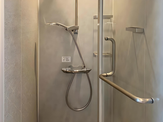 Bathroom 5