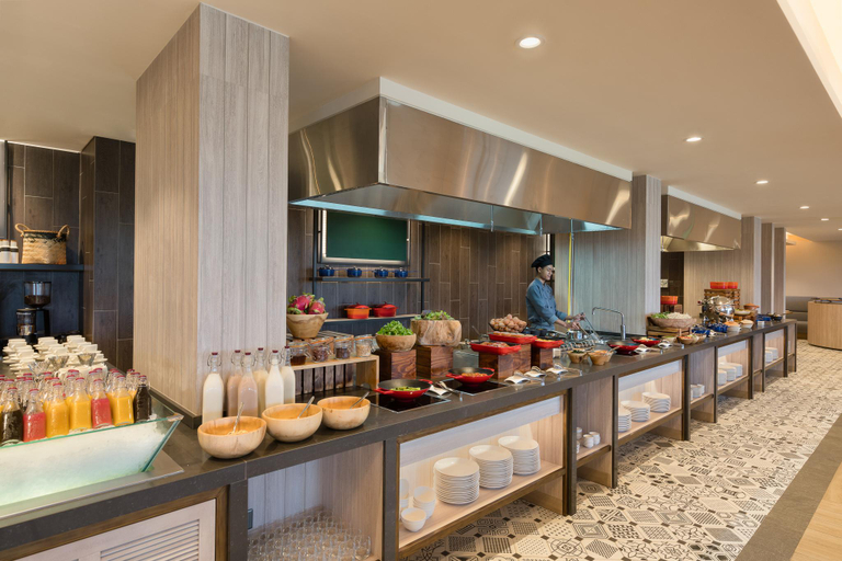Food & Drinks 4, Melia Ho Tram Beach Resort, Xuyên Mộc