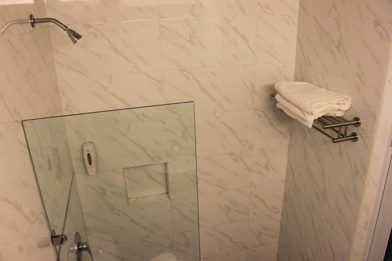 Bathroom 7