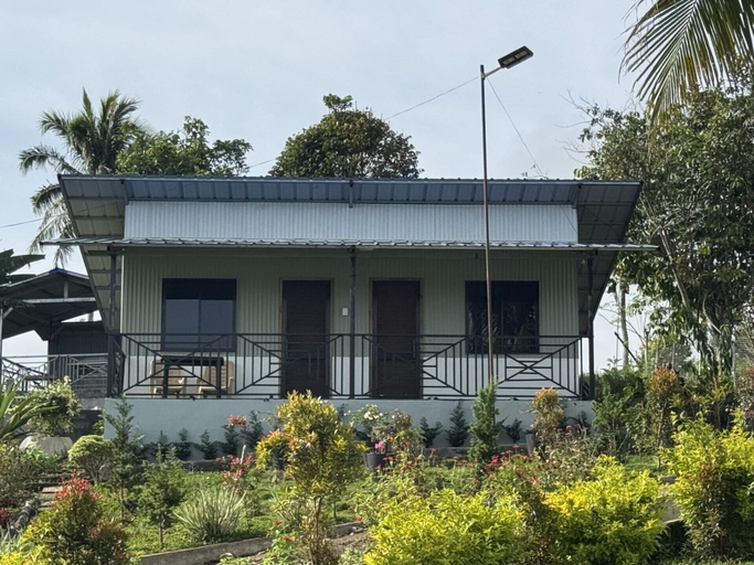 Exterior & Views 2, Helens Mountain Resort, Arakan