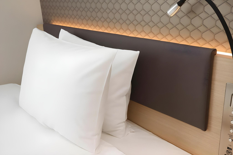 Bedroom 14
