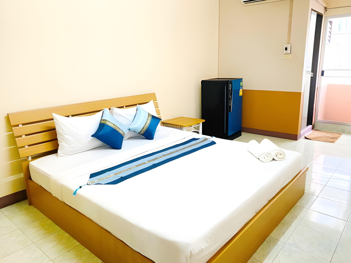 Bedroom 13