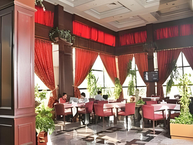 Food & Drinks 3, Bahrain Carlton Hotel, Manama