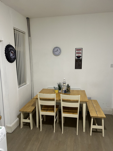 Others 5, Quirky Oasis Anfield, Sefton