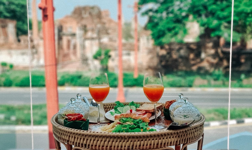 Food & Drinks 4, One Dhatu Premium Homestay Lotus Junior suite, Phra Nakhon Si Ayutthaya
