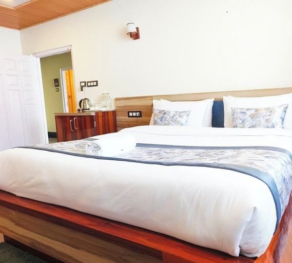 Bedroom 2, Aurora Darjeeling Grand, Darjiling