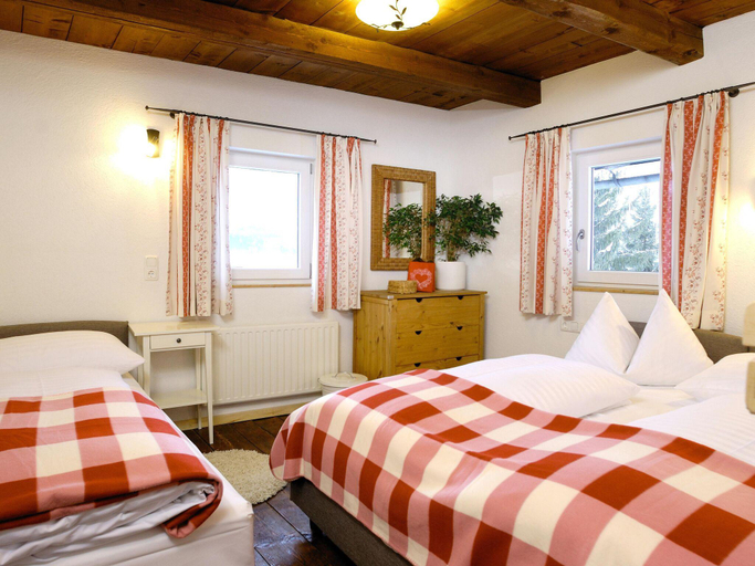 Bedroom 2, Farmhouse in Hollersbach near KitzSki, Zell am See