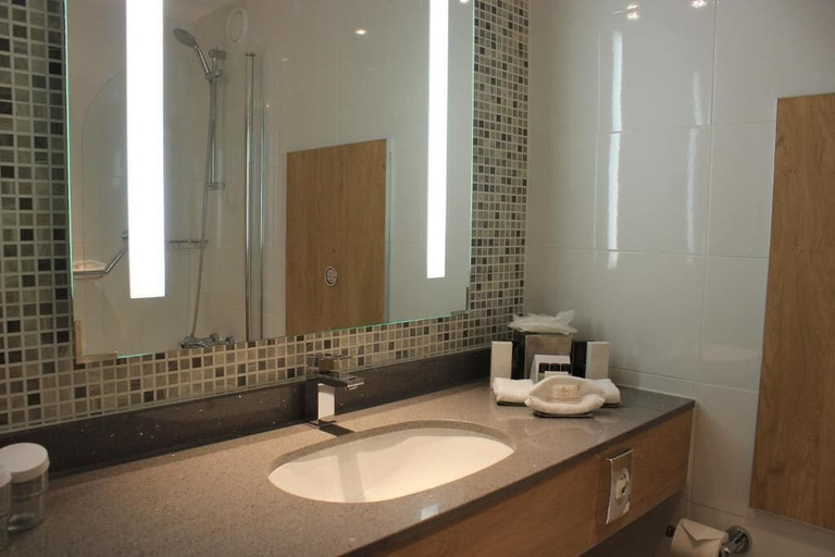 Bathroom, Clayton Hotel Burlington Road, Dublin