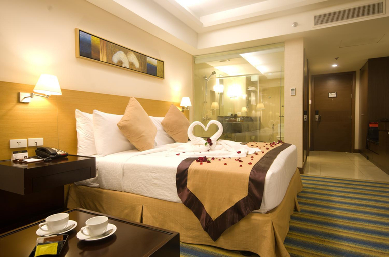 Bedroom 12