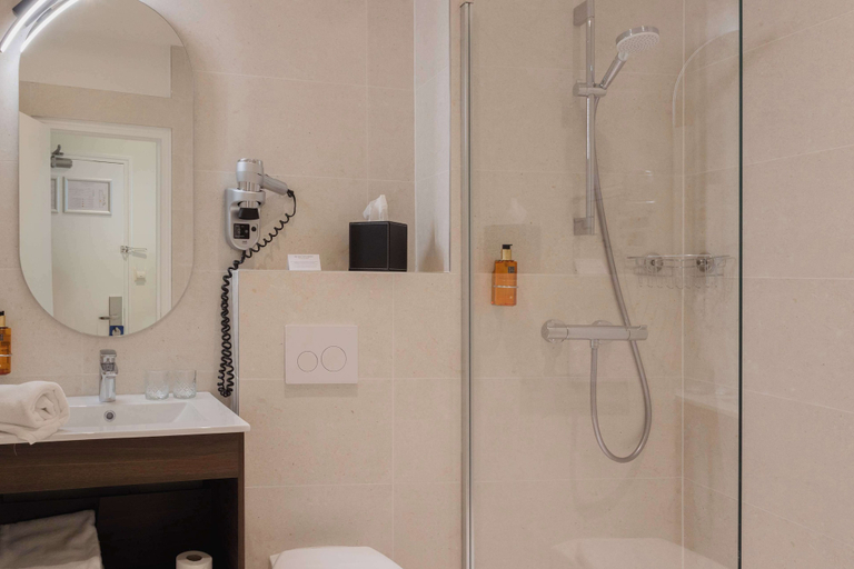 Bathroom 7