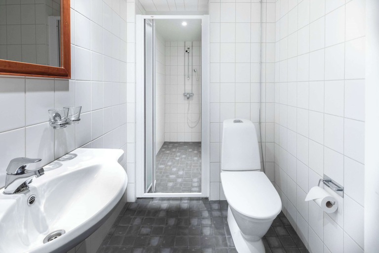 Bathroom 4, Scandic Kallio, Uusimaa
