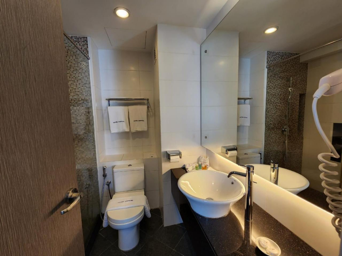 Bathroom 4, Hotel Capital Kota Kinabalu, Kota Kinabalu