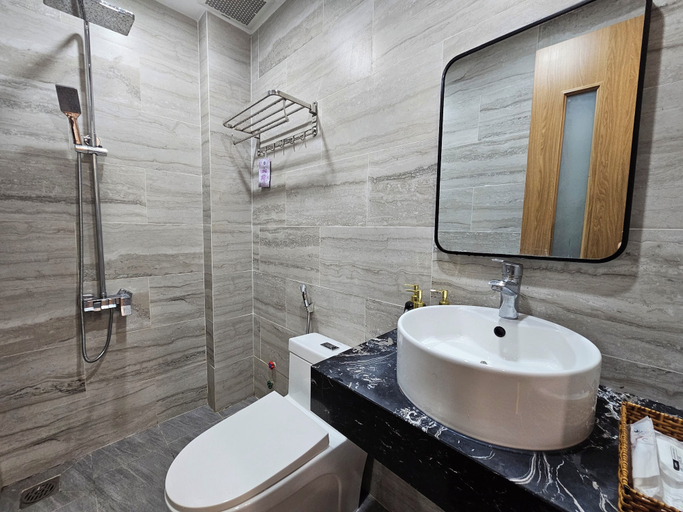 Bathroom 4, APEC HOTEL, Bình Thạnh