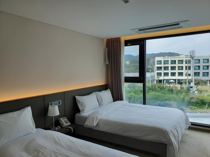 Bedroom 2, Grandmer Hotel Seogwipo Ocean, Seogwipo