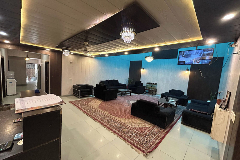 Others 4, Hotel B K House, Gautam Buddha Nagar