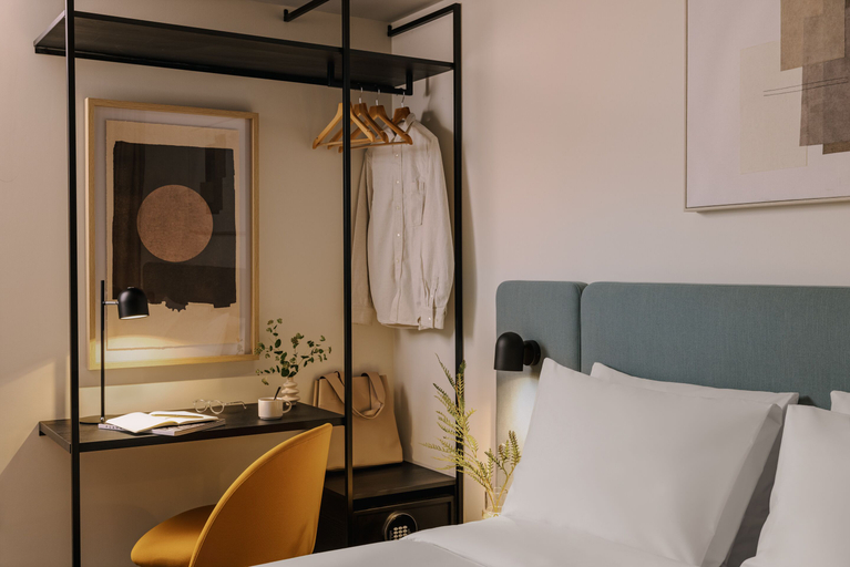 Bedroom 3, Rose Hotel Het Park, Sonder by Marriott Bonvoy, Rotterdam