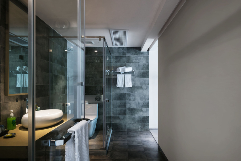 Bathroom 3, Floral Hotel Hangzhou Yunqi Fanjinglan, Hangzhou