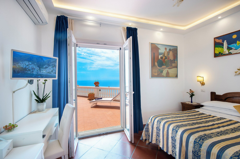 Bedroom 2, Villa Briganti Positano, Salerno