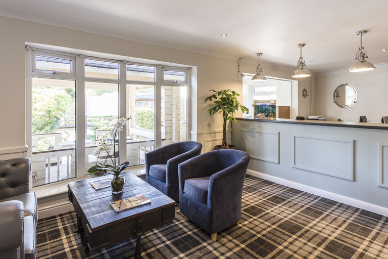 Public Area, Roydon Marina Village Hotel, Hertfordshire