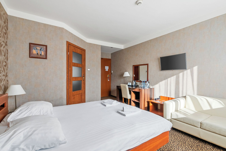Bedroom 2, Hotel Diament Vacanza Siemianowice Slaskie, Będzin