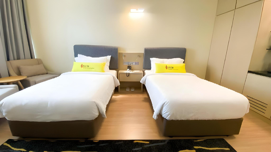 Bedroom 24