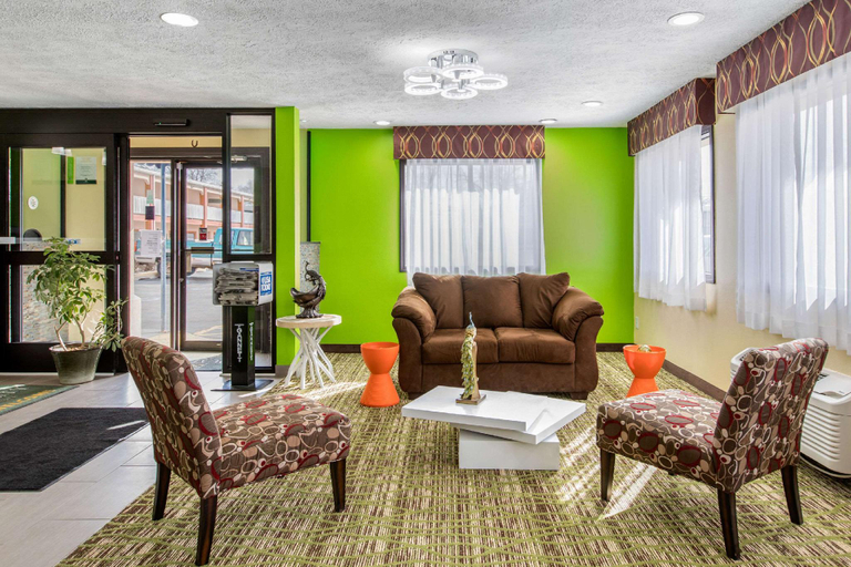 Public Area 2, Quality Inn Grand Rapids Near Dowtown, Kent