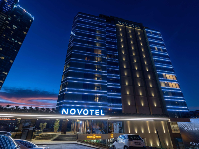 Exterior & Views 2, Novotel Istanbul Bomonti, Şişli
