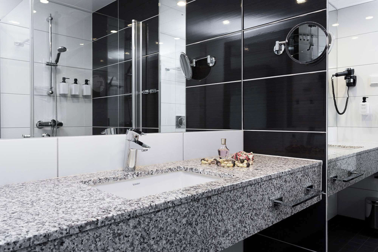 Bathroom 4, Scandic Havet, Bodø