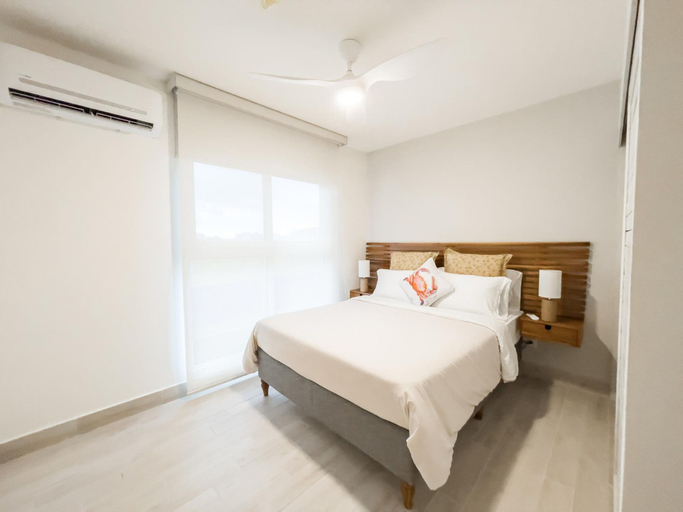 Room 5, Residences C13-1c in Chame, Chame