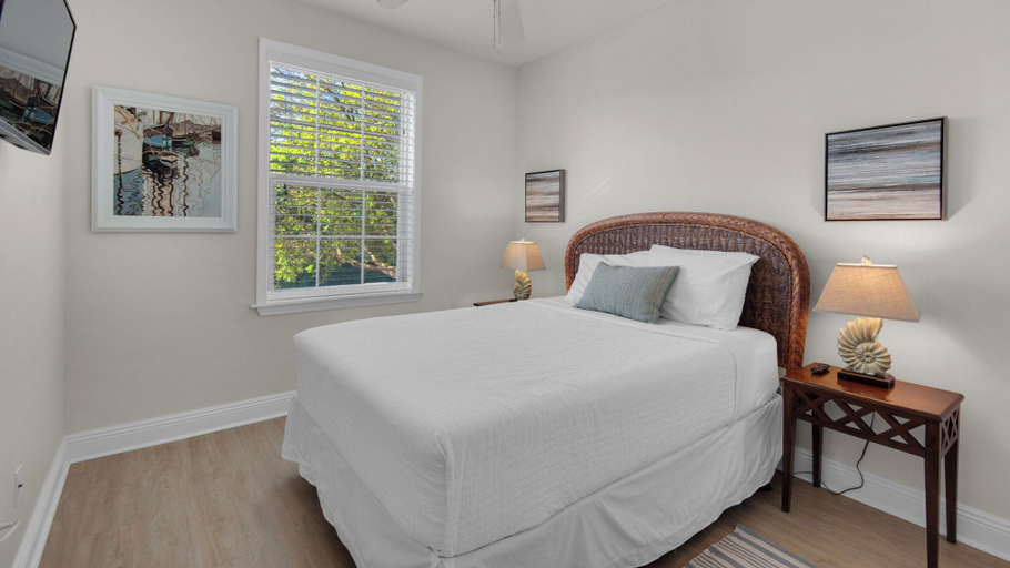 Others 5, 3br/2ba, Sleeps 6, BBQ Grill, Pool, Beach Access + Free Attraction Tickets!, Walton