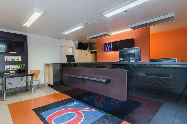 Public Area 3, Motel 6 Seattle, WA - Sea-Tac Airport South, SeaTac