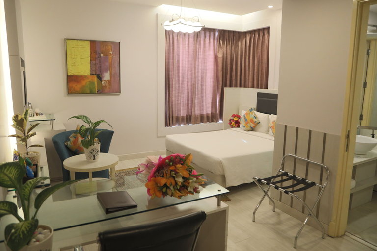 Bedroom 4, Sarovar Portico Naraina Delhi, Delhi