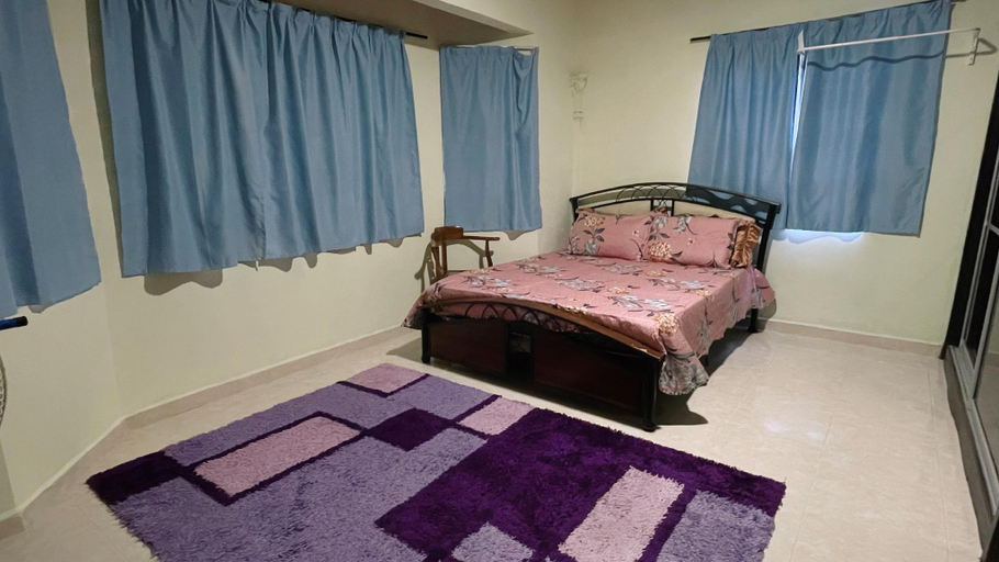 Bedroom 2, Homestay bahagia mersing, Mersing