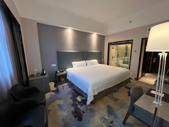 Bedroom 12