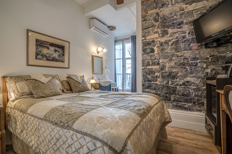 Bedroom 2, Manoir Sur le Cap, Communauté-Urbaine-de-Québec