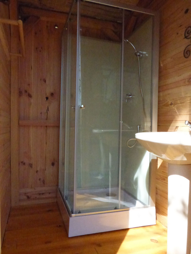 Bathroom, D'tente Skylodge Skali, Ariège