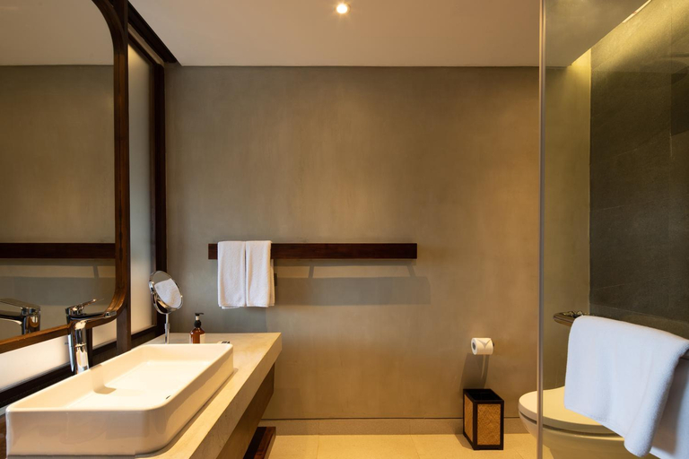 Bathroom 17